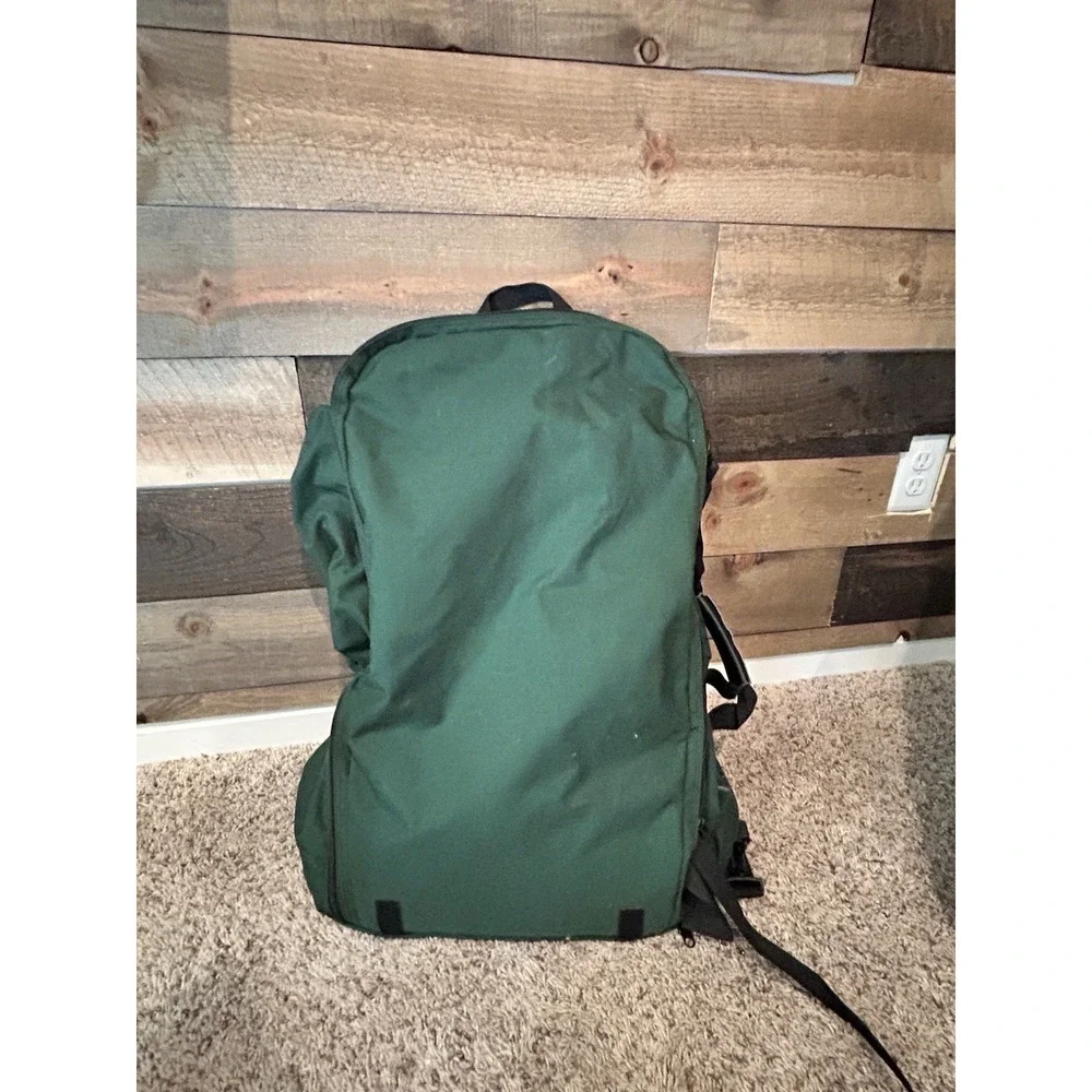 Vtg. 90's JANSPORT Large Green Hiking Backpack 3 in 1 Convertible Travel Bag‎